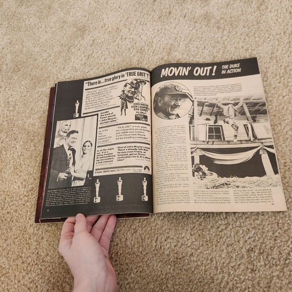 John Wayne Set Of 2 Magazines Legendary Duke The American Legend 1979 - Picture 3 of 4